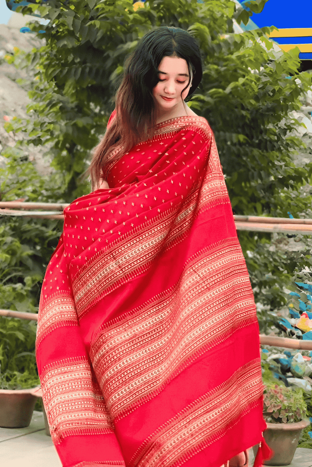 ✅ প্রতিটি শাড়ী চেক করে নেওয়ার সুবিধা