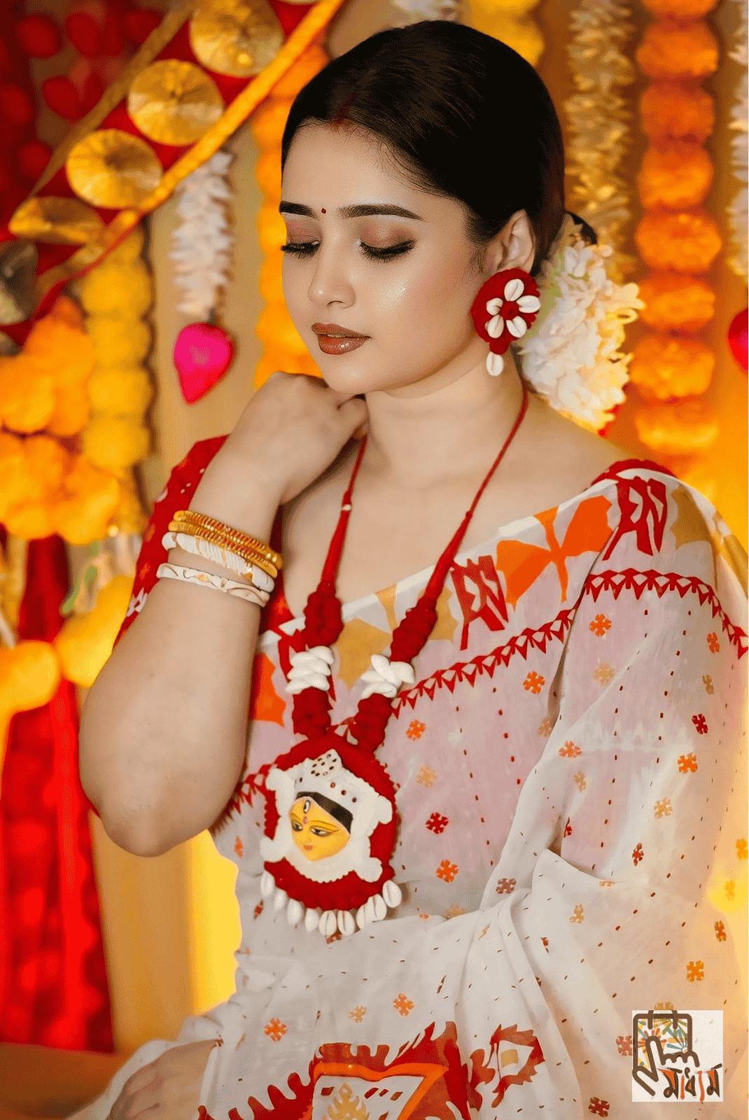 ১ লক্ষ কাস্টমারের আস্থা