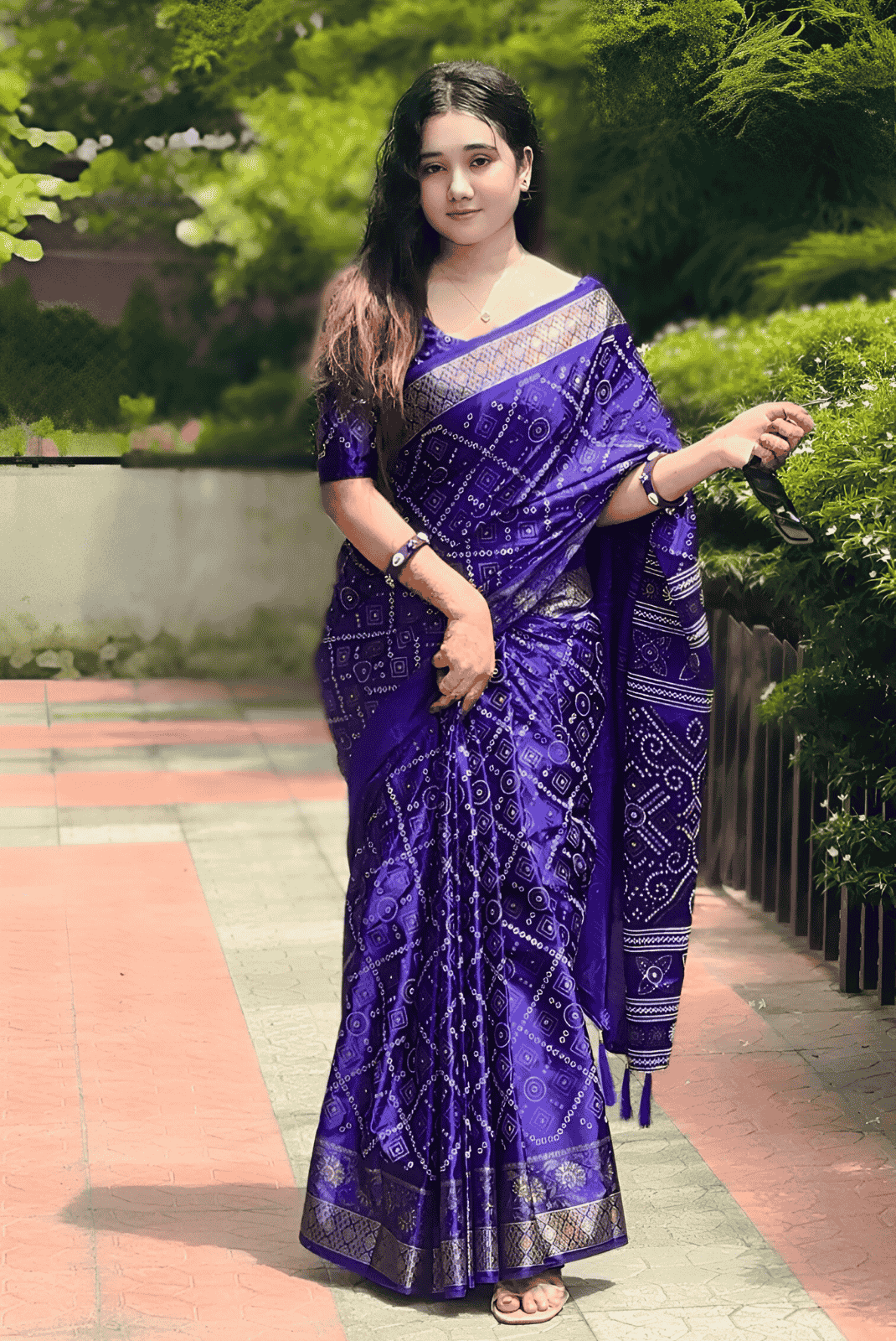 গিফট বক্স ও লাভ কার্ড ফ্রী